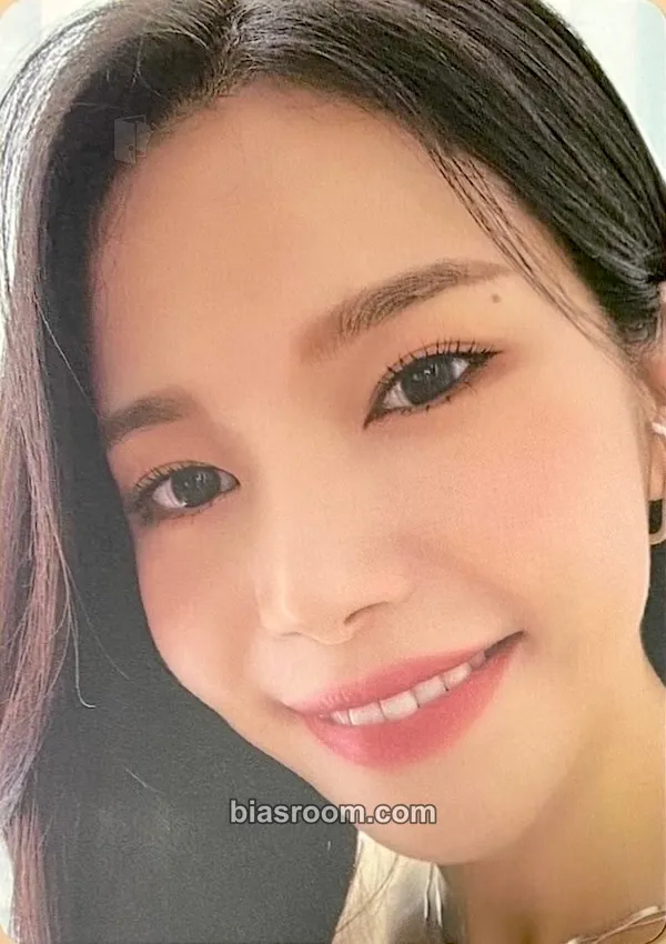 Solar WAW Photocard - MAMAMOO - MAMAMOO K-pop photocard