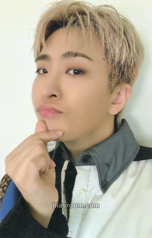 Youngjae COLORS from Ars (Youngjae Solo) Photocard - GOT7 - GOT7 K-pop photocard