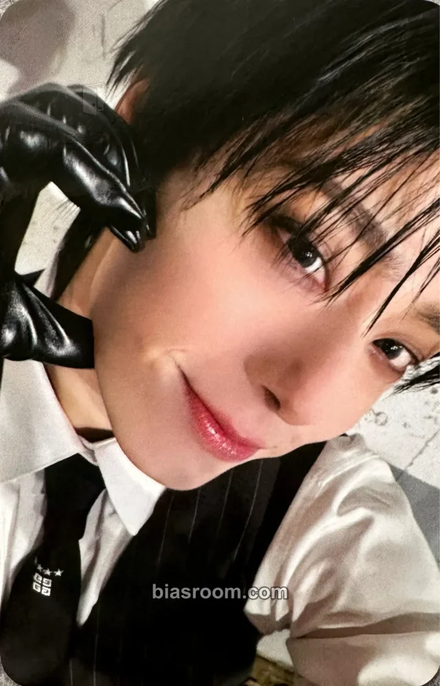 ONEUS - Hwanwoong - Radar Album broadcast week 1