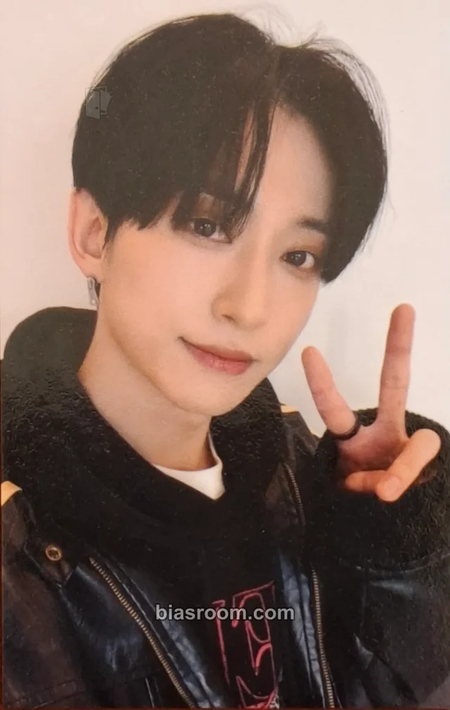 Wezag - Kyungtaek - The First Harmony Album album photocard