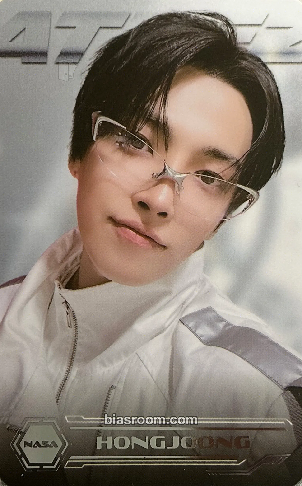 Hongjoong Higher Timepiece × ATEEZ Photocard - ATEEZ - ATEEZ K-pop photocard