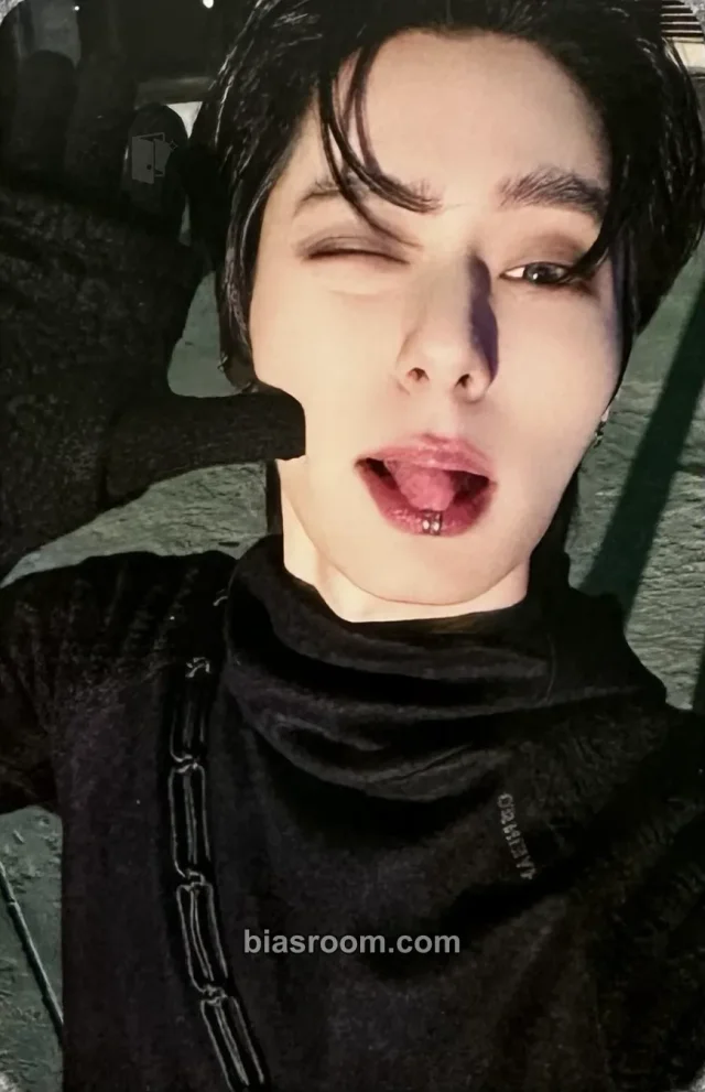 ONEUS - Hwanwoong - Radar Album broadcast week 2