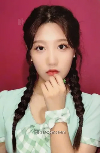 Seoyeon Sequence: 7272 Photocard - CSR - CSR K-pop photocard