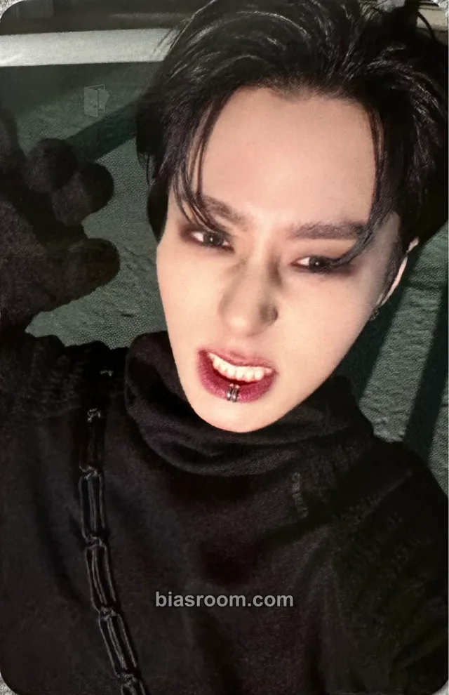ONEUS - Hwanwoong - Radar Album pob (pre-order benefit) everline offline