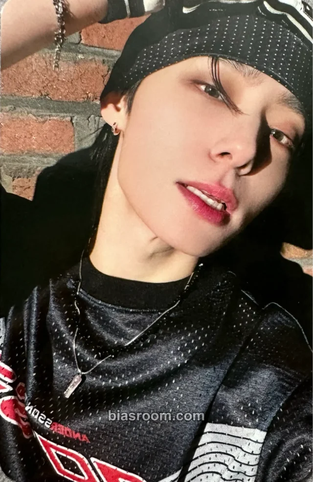 ONEUS - Hwanwoong - Radar Album broadcast week 2