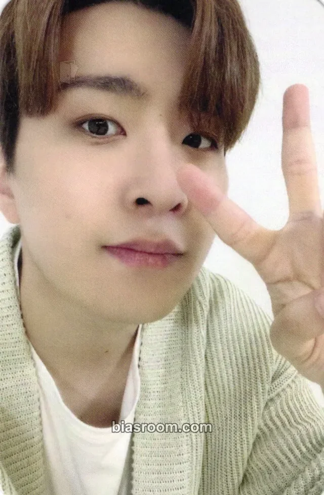 GOT7 - Youngjae - SUGAR (Youngjae Solo) Album broadcast music core entrance / attendance benefit solo album