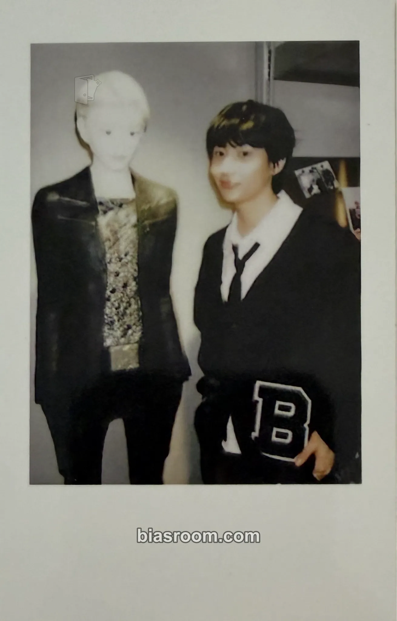 Anton Get A Guitar Photocard - RIIZE - RIIZE K-pop photocard