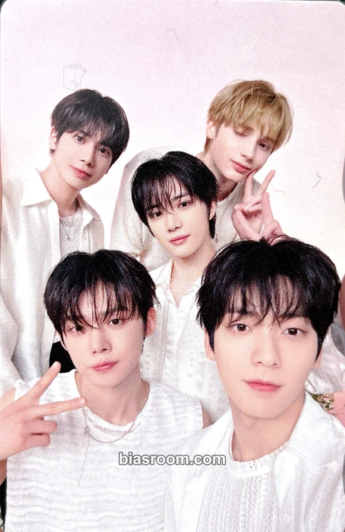 Act: Tomorrow Photocard - TOMORROW X TOGETHER - TOMORROW X TOGETHER K-pop photocard