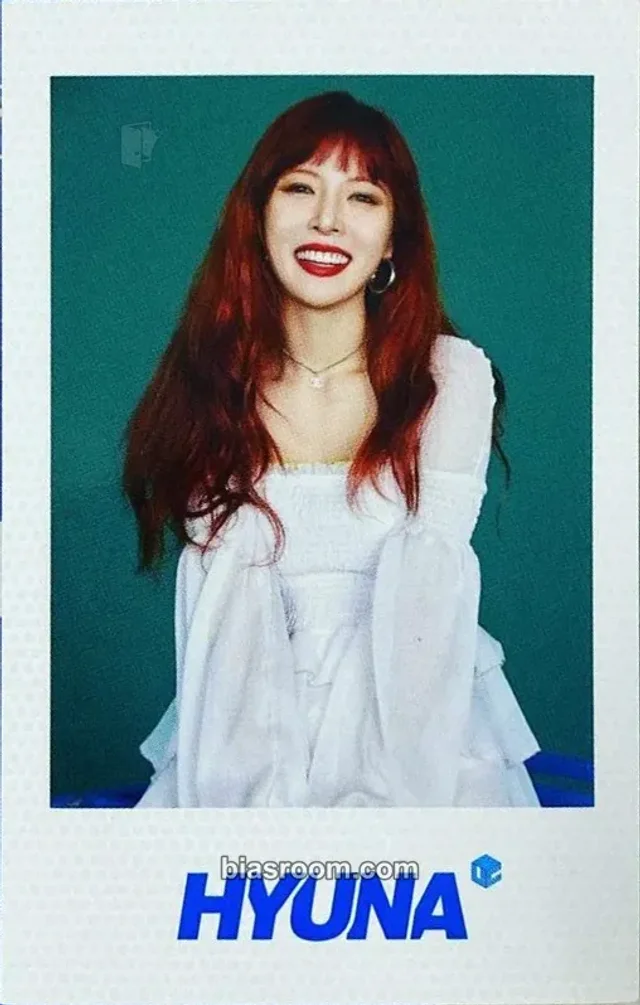 HyunA - Hyuna - United Cube Concert – One (2018) Event merch photocard polaroid photocard set