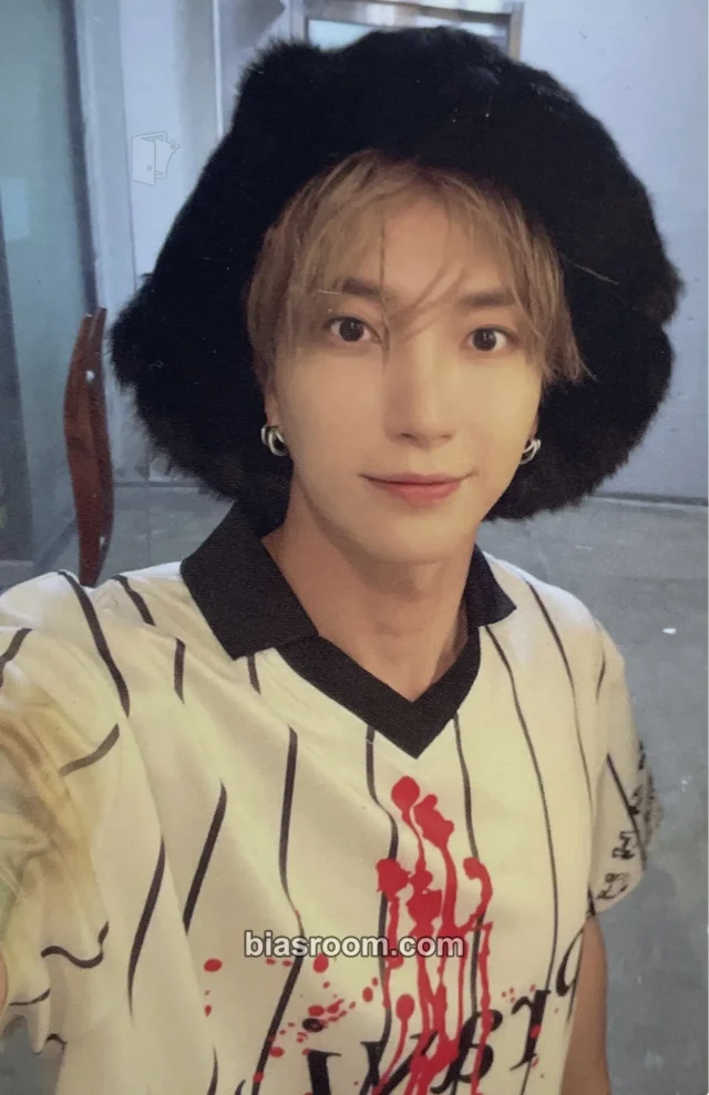 Leeteuk SUPER JUNIOR 2022 Winter SMTOWN: SMCU Palace K-pop photocard