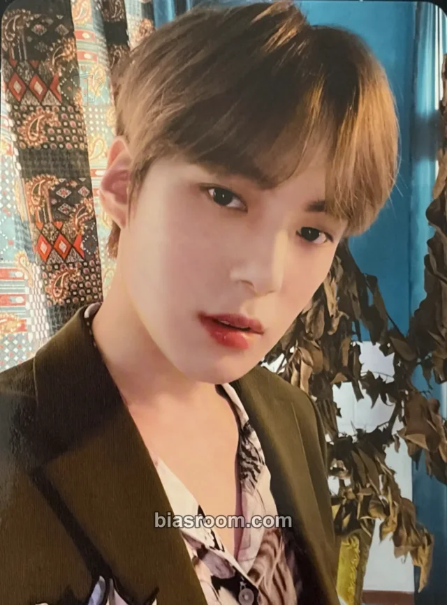 MONSTA X - Minhyuk - Chillax Mode Other pob (pre-order benefit) photobook starship square (ssq)