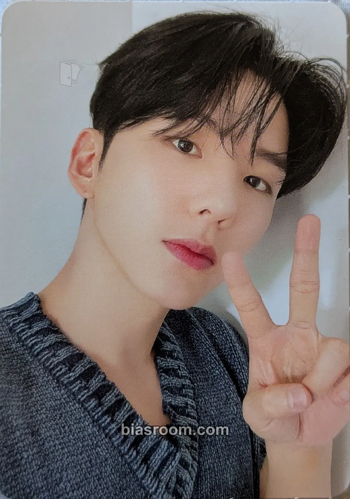 Kihyun Youth Photocard - MONSTA X - MONSTA X K-pop photocard