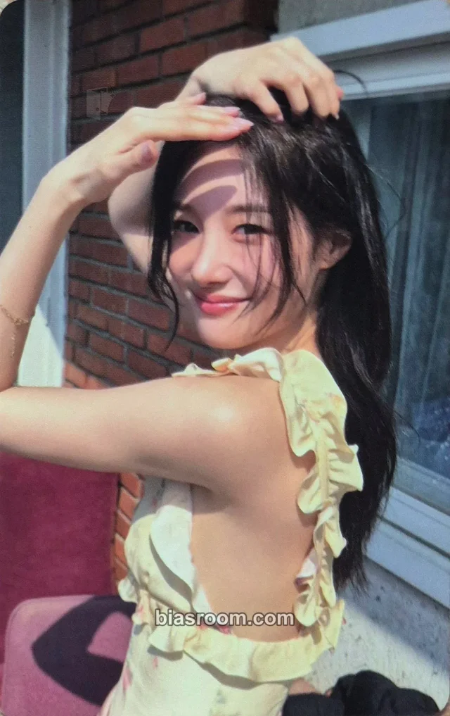 I.O.I - Chaeyeon - I.O.I CONCERT TOUR: LOOP Event purchase benefit merch photocard