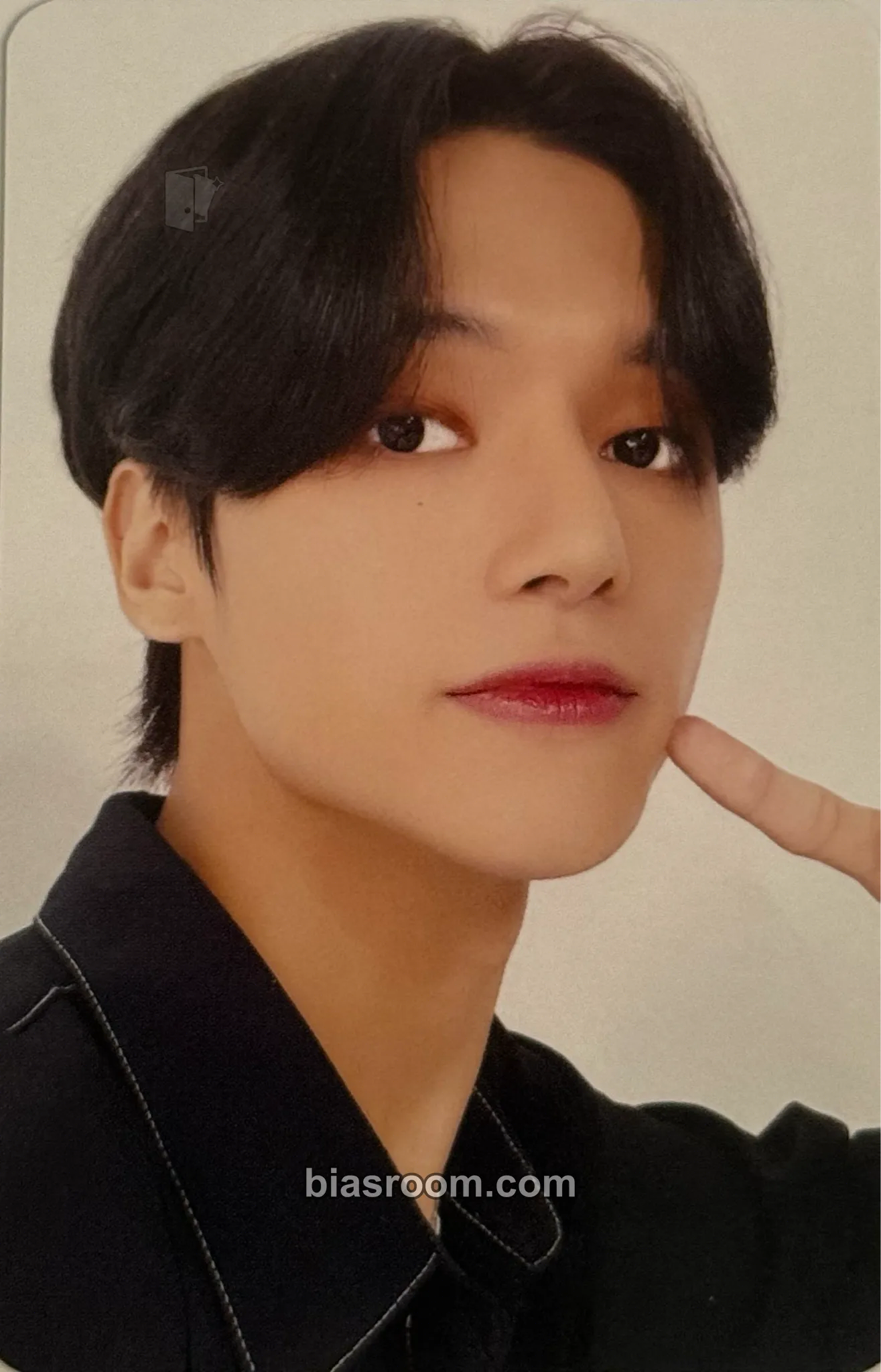 Wooyoung Fill in the blanks: Watcha Photocard - ATEEZ - ATEEZ K-pop photocard