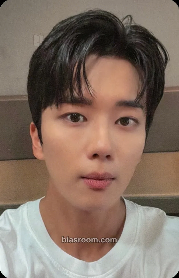 Youngjae BANG&JUNG&YOO&MOON - 2024 The Last Fan-Con 'CURTAIN CALL' Photocard - BANG&JUNG&YOO&MOON - BANG&JUNG&YOO&MOON K-pop photocard