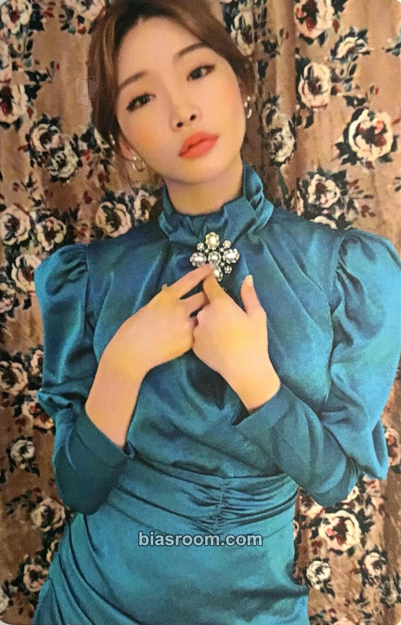 Chung Ha 2020 Season's Greetings Photocard - Chung Ha K-pop photocard