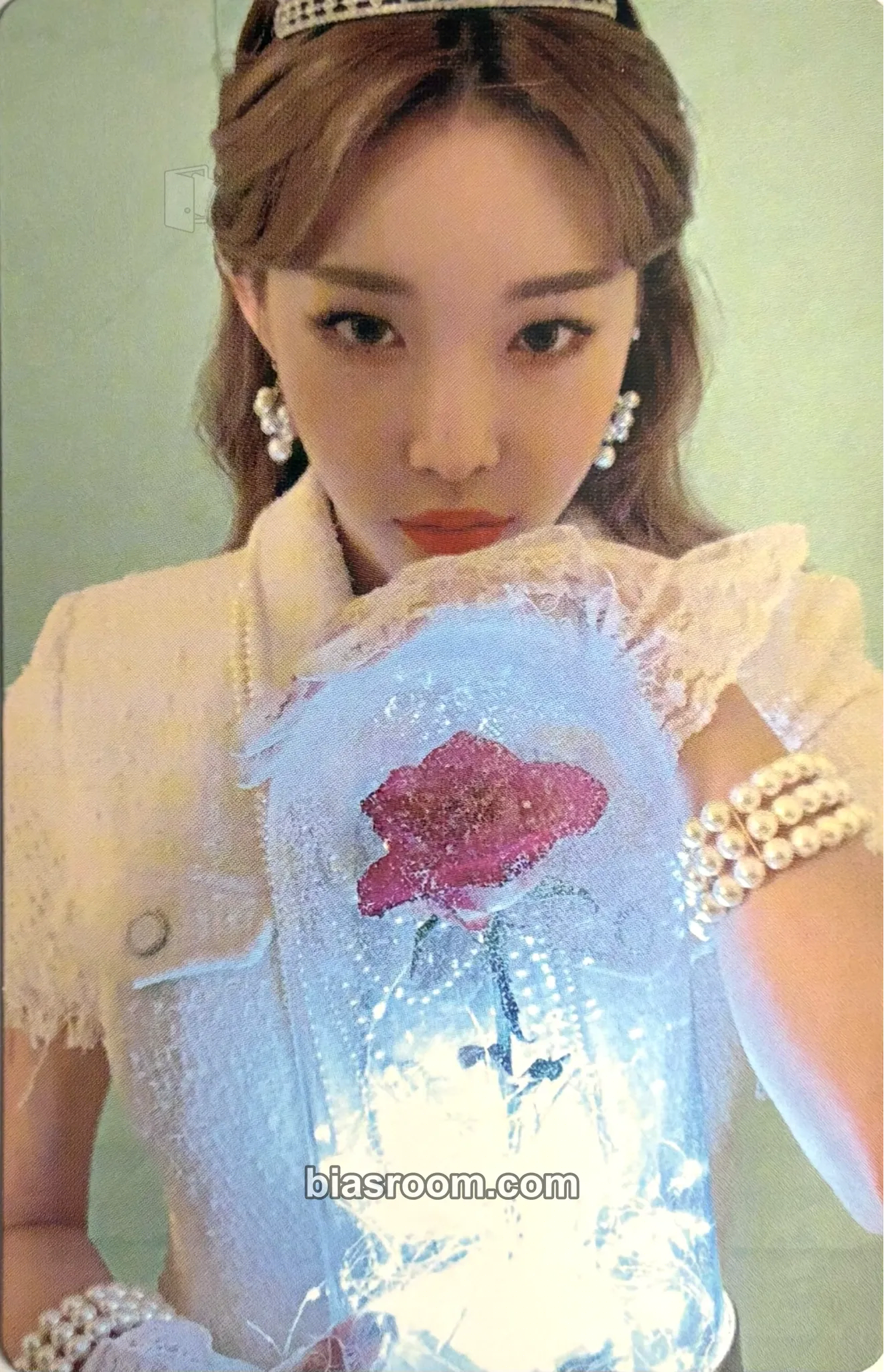 Chung Ha 2020 Season's Greetings Photocard - Chung Ha K-pop photocard