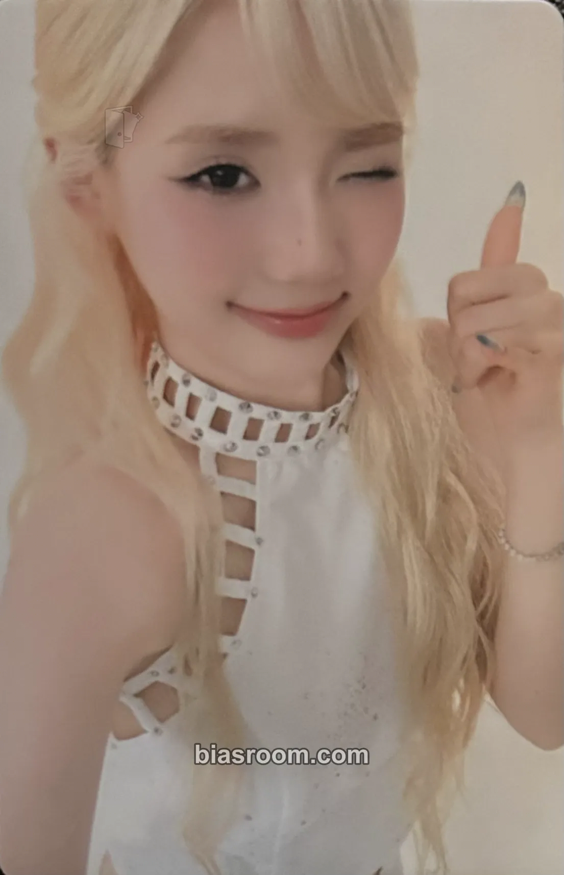 Seoyeon PowerCircles Magazine Photocard - tripleS - tripleS K-pop photocard