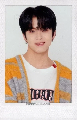 Asahi THE FIRST STEP : TREASURE EFFECT (Japanese Version) Photocard - TREASURE - TREASURE K-pop photocard