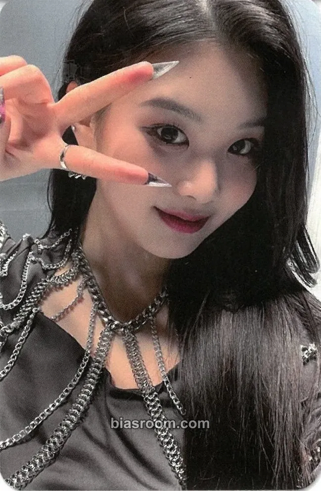 Swan INTO VIOLET Photocard - PURPLE KISS - PURPLE KISS K-pop photocard