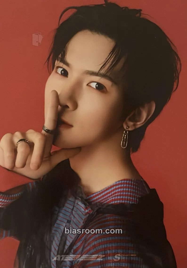 Yeosang 2023 Cawaii! Men Magazine Photocard - ATEEZ - ATEEZ K-pop photocard