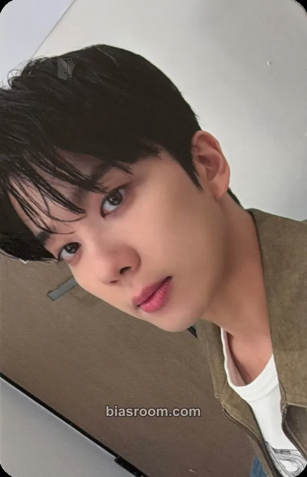 Youngjae Dive (Youngjae Solo) Photocard - BANG&JUNG&YOO&MOON - BANG&JUNG&YOO&MOON K-pop photocard