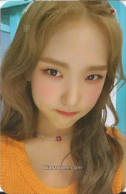 Huiyeon Vanilla Photocard - LIGHTSUM - LIGHTSUM K-pop photocard