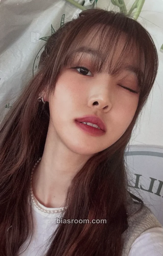 Yuju - Yuju - O Album pob (pre-order benefit) synnara
