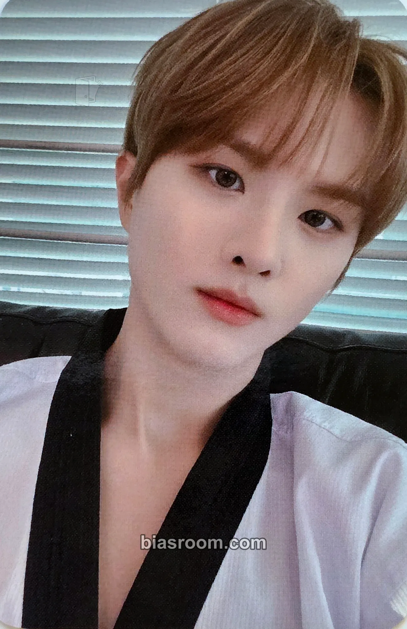 Ivan Kingmaker 2nd Official Fanclub Photocard - The KingDom - The KingDom K-pop photocard