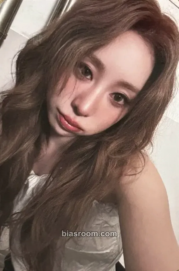 Yeonjung I.O.I CONCERT TOUR: LOOP Photocard - I.O.I - I.O.I K-pop photocard