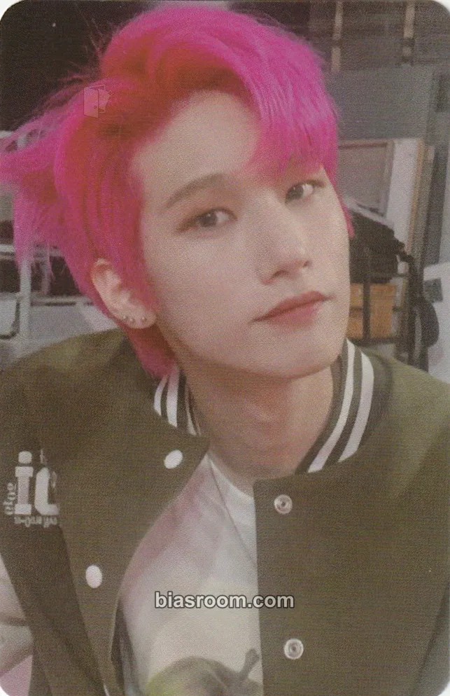 Dojin RED in the Apple Photocard - ENOi - ENOi K-pop photocard