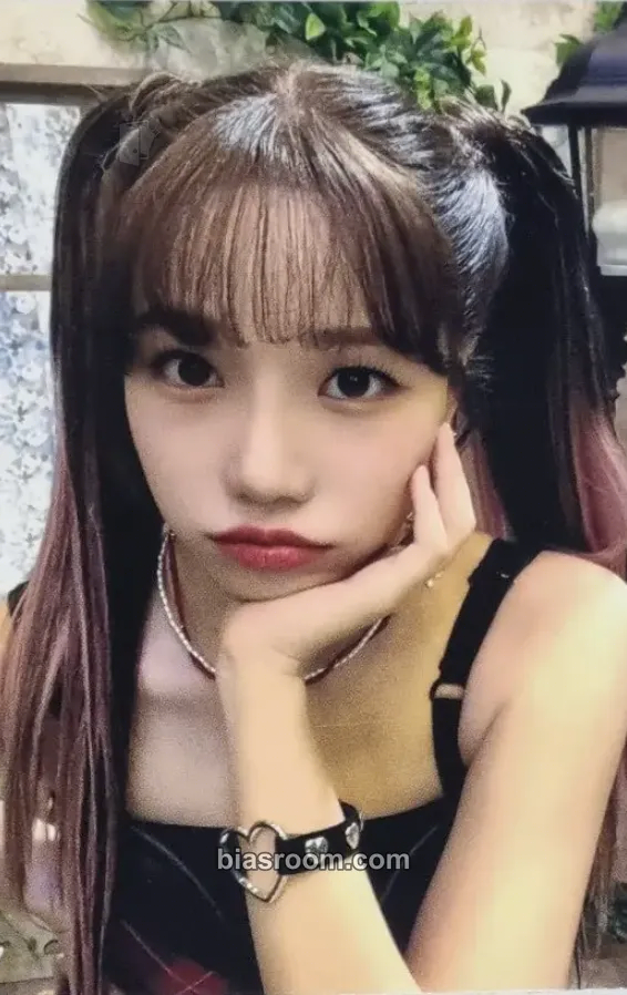 Jo Yuri Op.22 Y-Waltz : in Minor Photocard - Jo Yuri K-pop photocard