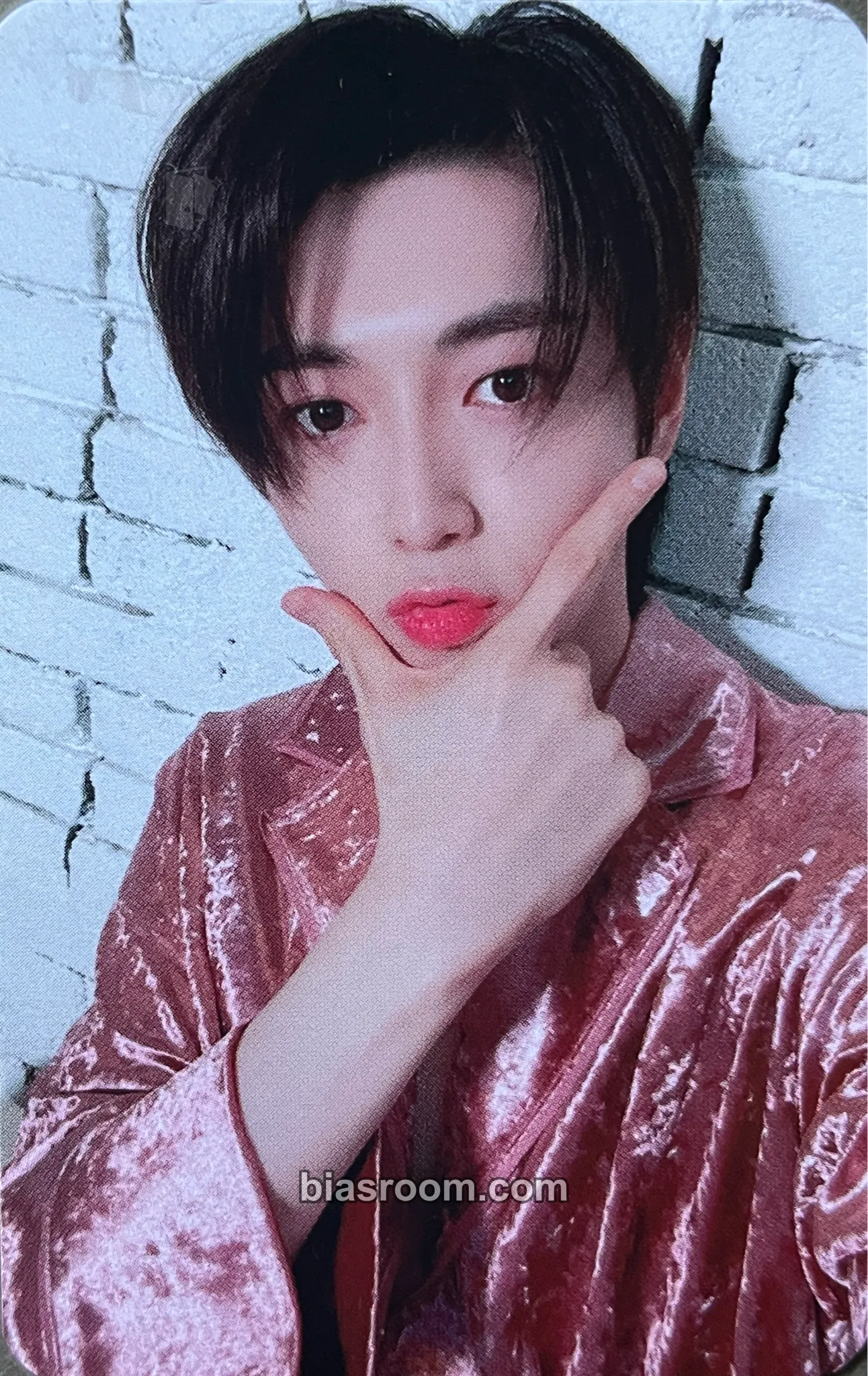 Jisung (ex. Love) Instinct Part. 1 Photocard - OnlyOneOf - OnlyOneOf K-pop photocard