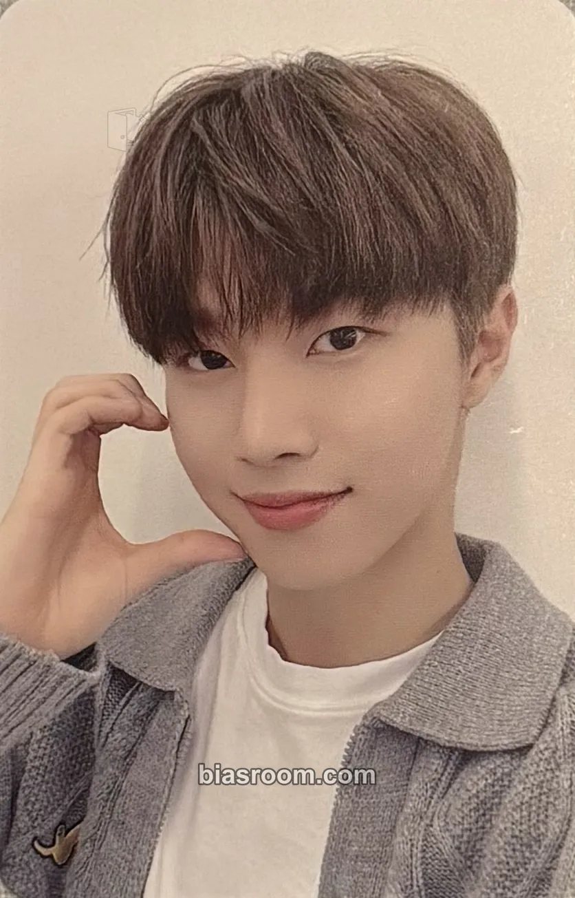 Hyunwoo Xikers x cafe the SOUNDWAVE “DEBUT 100DAYS” Photocard - xikers - xikers K-pop photocard