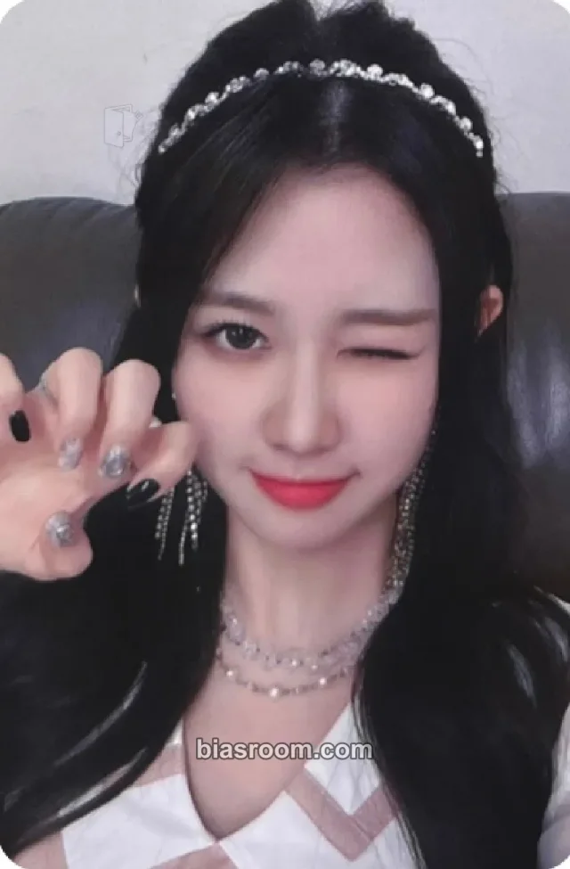 ILY:1 - Ara - A Dream Of ILY:1 Album apple music fansign