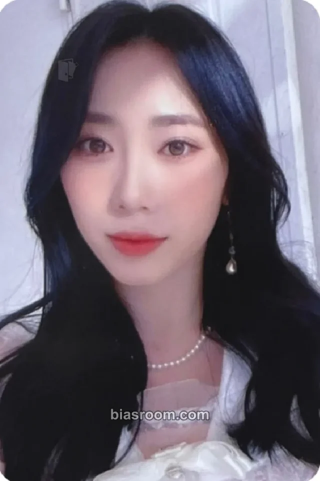 ILY:1 - Elva - A Dream Of ILY:1 Album apple music fansign