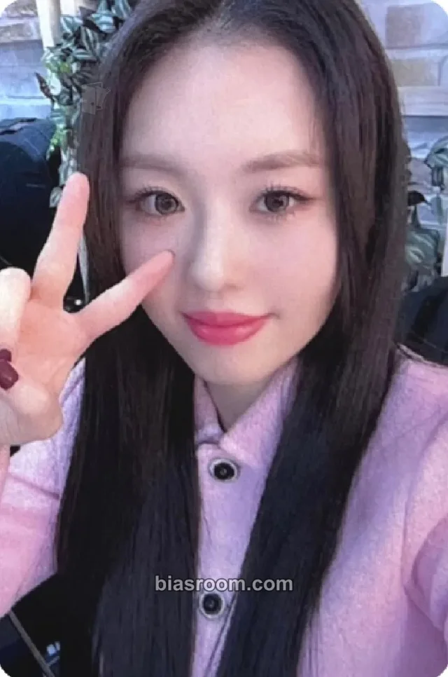 ILY:1 - Hana - A Dream Of ILY:1 Album withmuu fansign
