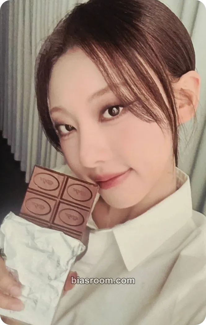 Sheon The Collective Soul and Unconscious: Chapter Two Photocard - Billlie - Billlie K-pop photocard