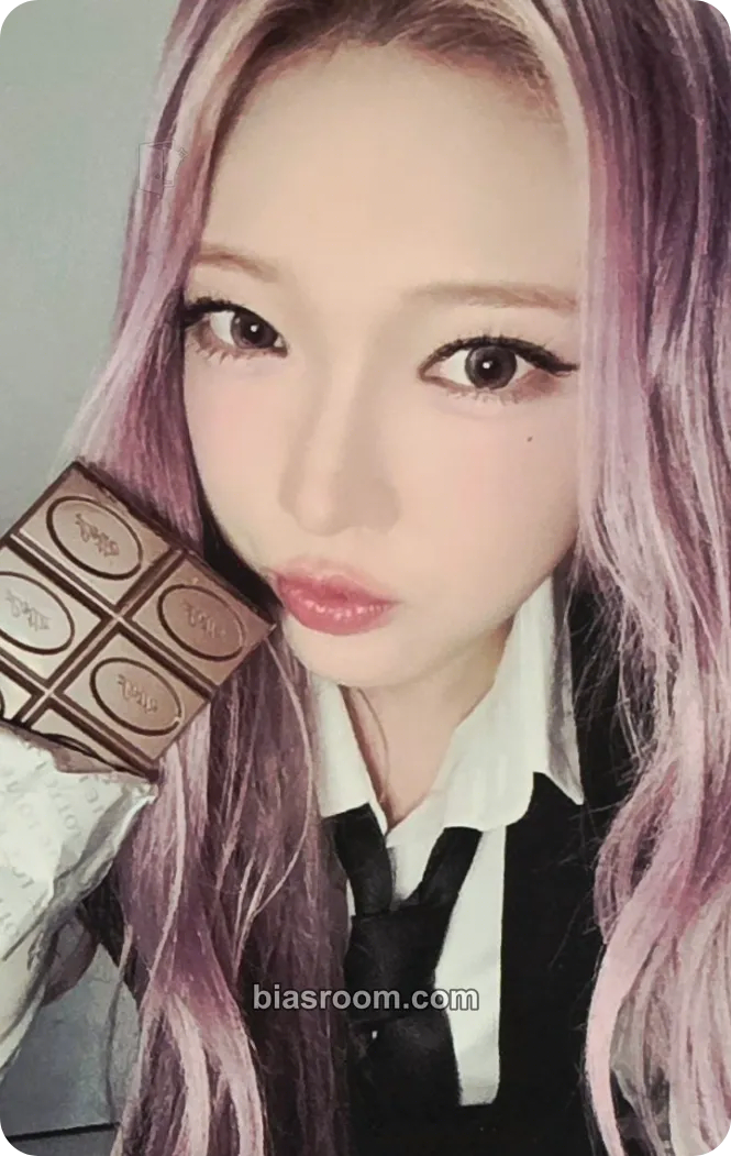 Haram The Collective Soul and Unconscious: Chapter Two Photocard - Billlie - Billlie K-pop photocard