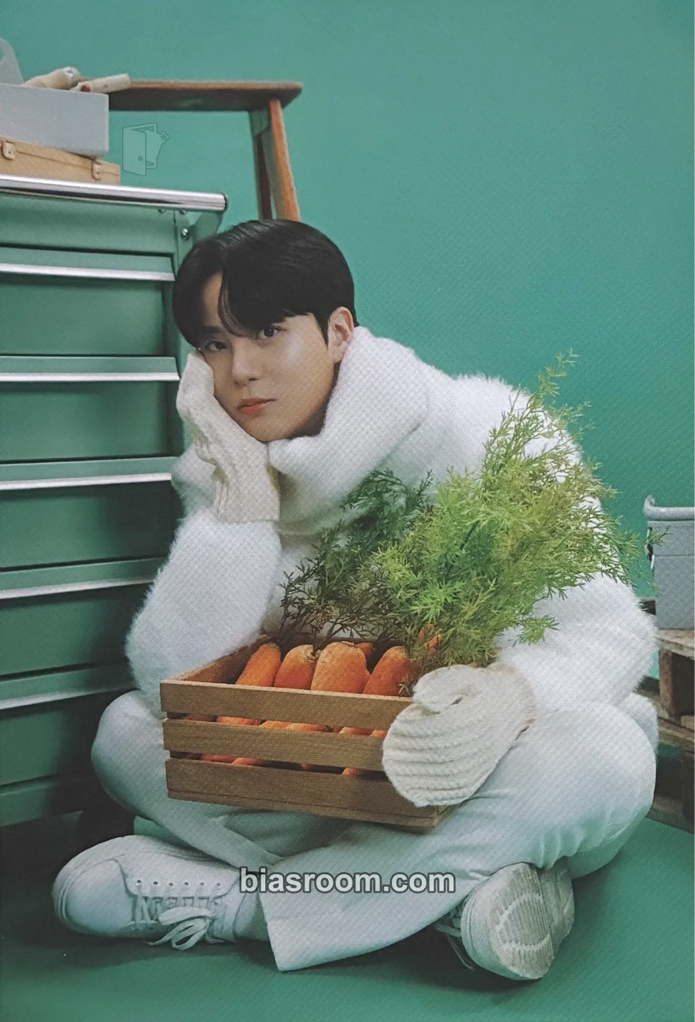 Jongho 8M1S Snowman Factory Photocard - ATEEZ - ATEEZ K-pop photocard