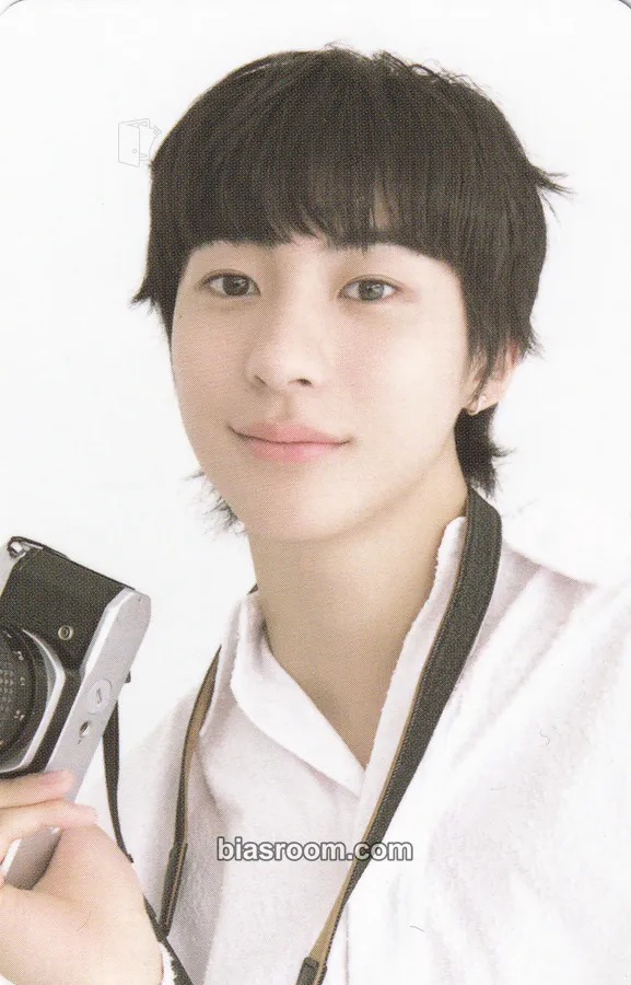 Anton 2024 Season's Greetings Photocard - RIIZE - RIIZE K-pop photocard