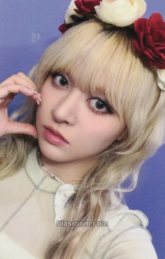 Lily Heavy Serenade Photocard - NMIXX - NMIXX K-pop photocard