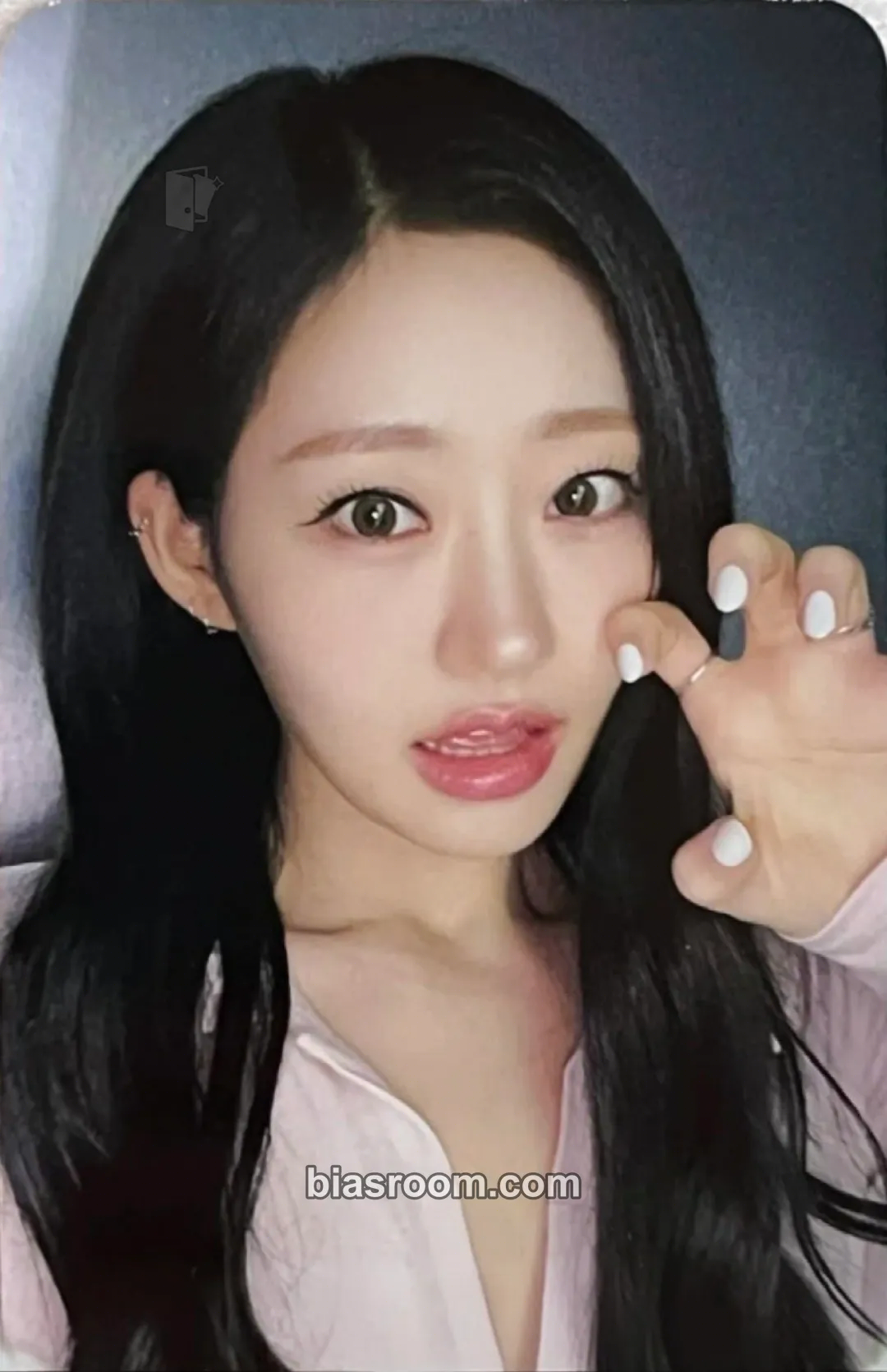 Julie Who Is She Photocard - KISS OF LIFE - KISS OF LIFE K-pop photocard