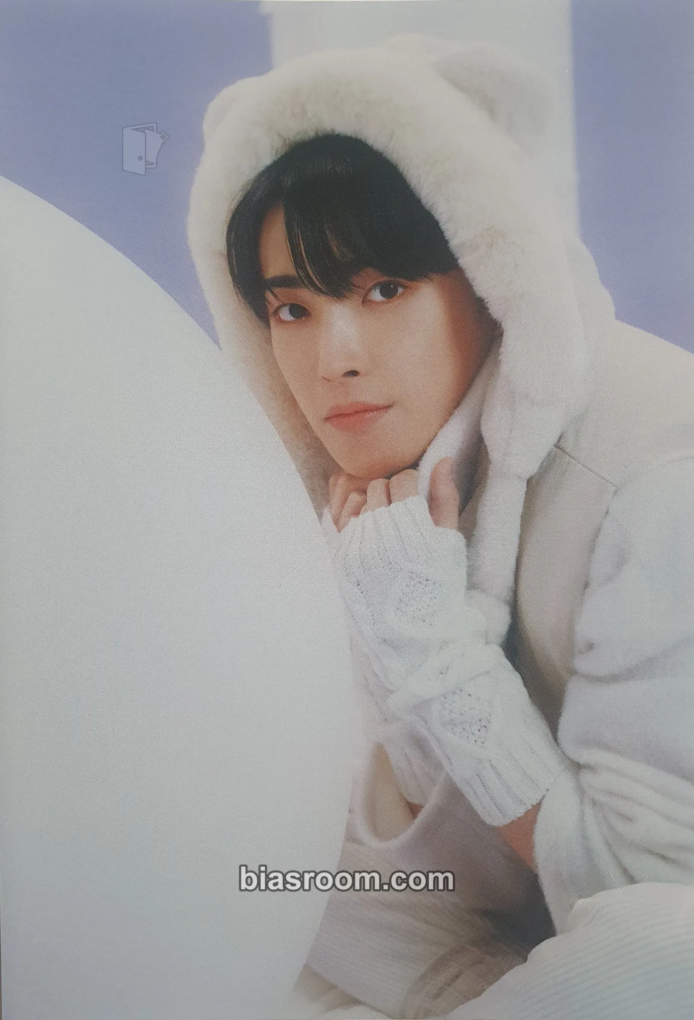 Hongjoong 8M1S Snowman Factory Photocard - ATEEZ - ATEEZ K-pop photocard