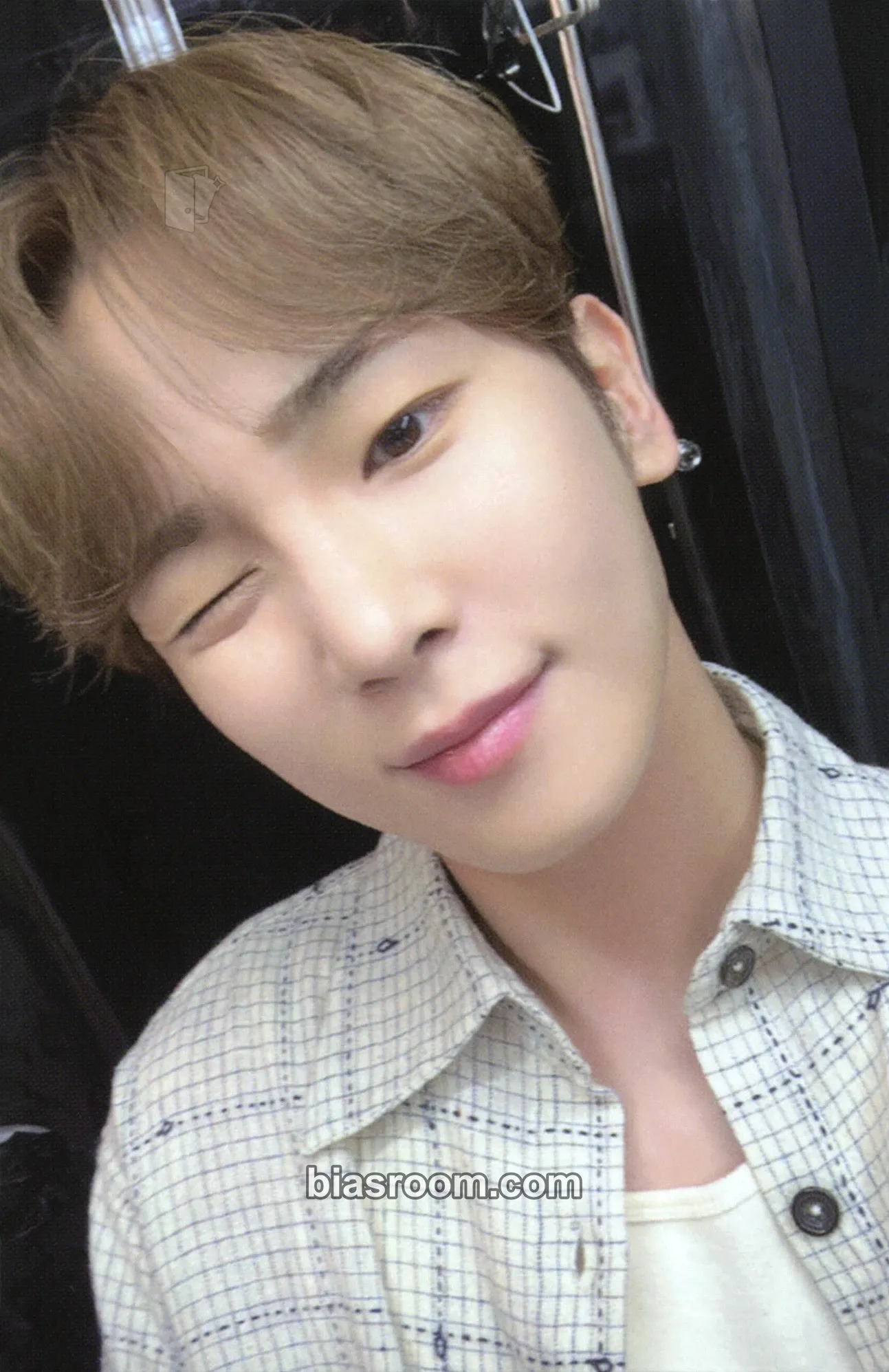 Key SHINee 2024 Season's Greetings Photocard - SHINee - SHINee K-pop photocard