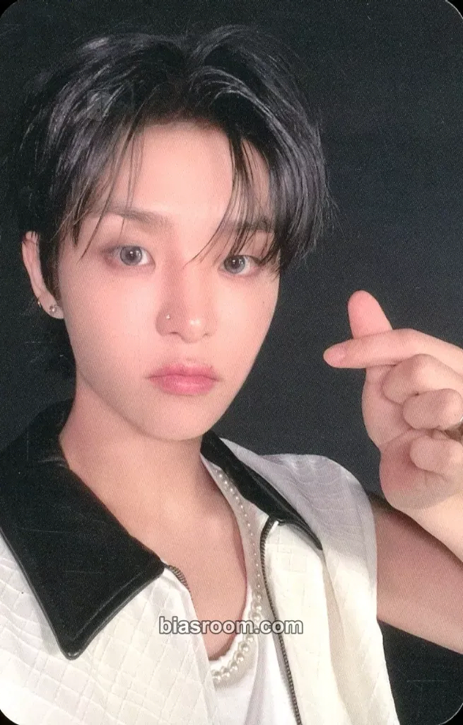 Jihoon Pleasure Photocard - TREASURE - TREASURE K-pop photocard