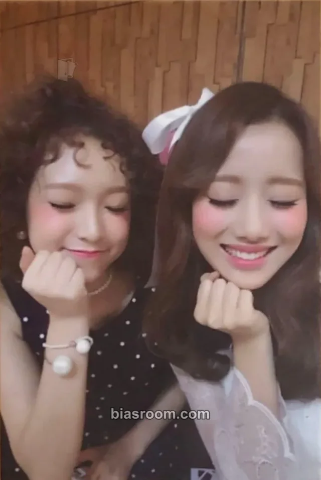 APRIL - Yena & Naeun - Prelude Album album photocard unit photocard