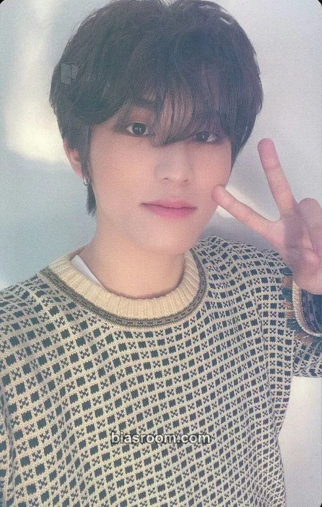 Park Jeongwoo 2023 Welcoming Collection Photocard - TREASURE - TREASURE K-pop photocard