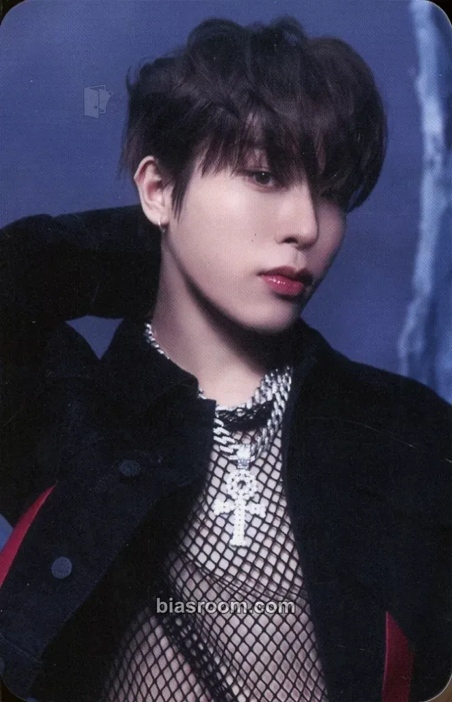 So Junghwan KING KONG/REVERSE Photocard - TREASURE - TREASURE K-pop photocard