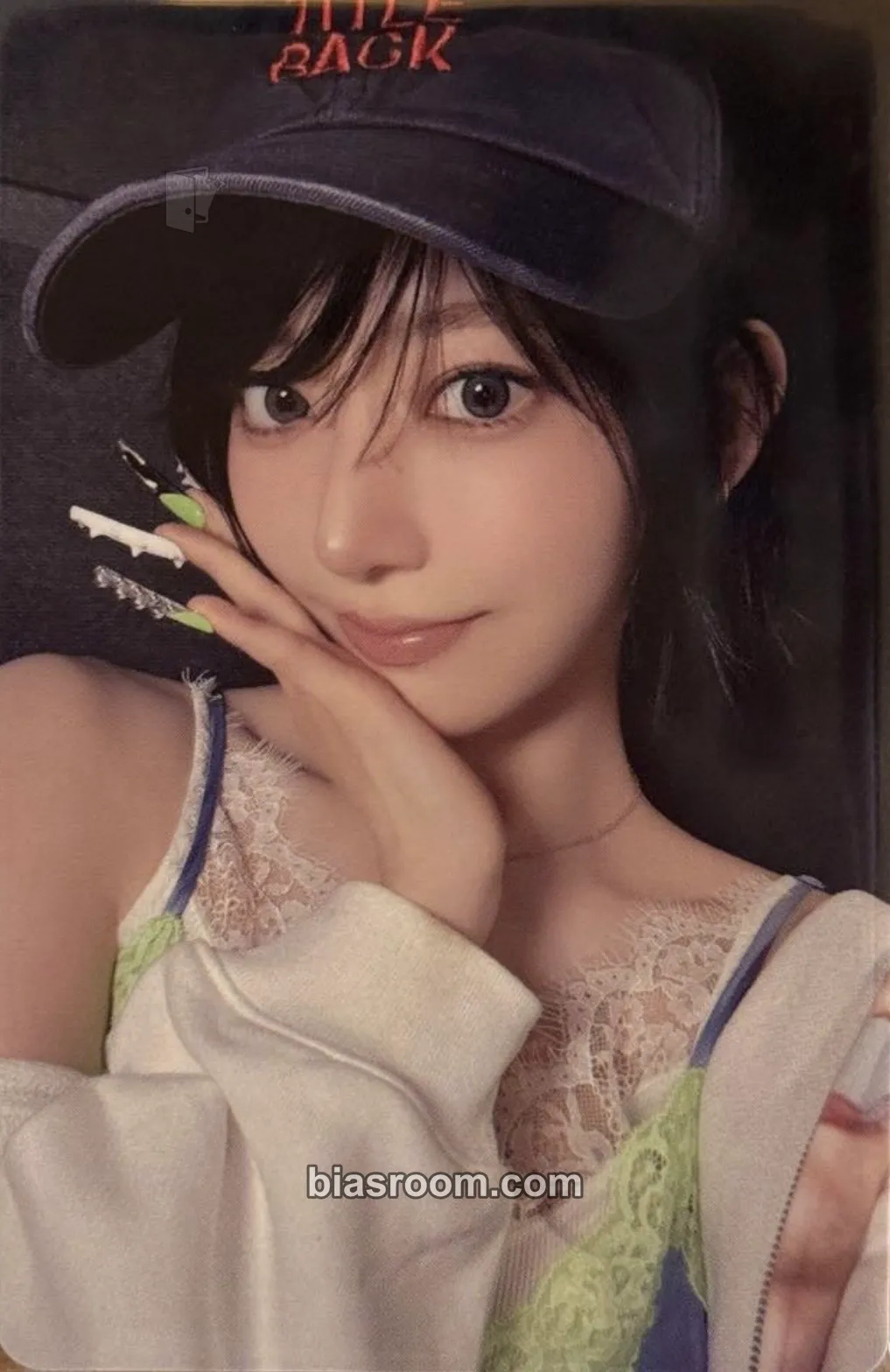 Sakura PUREFLOW pt.1 Photocard - LE SSERAFIM - LE SSERAFIM K-pop photocard